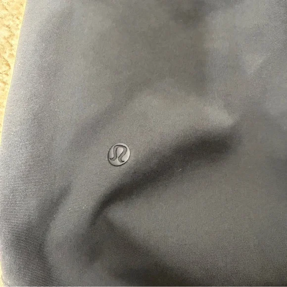 Lululemon Men's Gray Shorts Size 34 - Picture 4 of 8